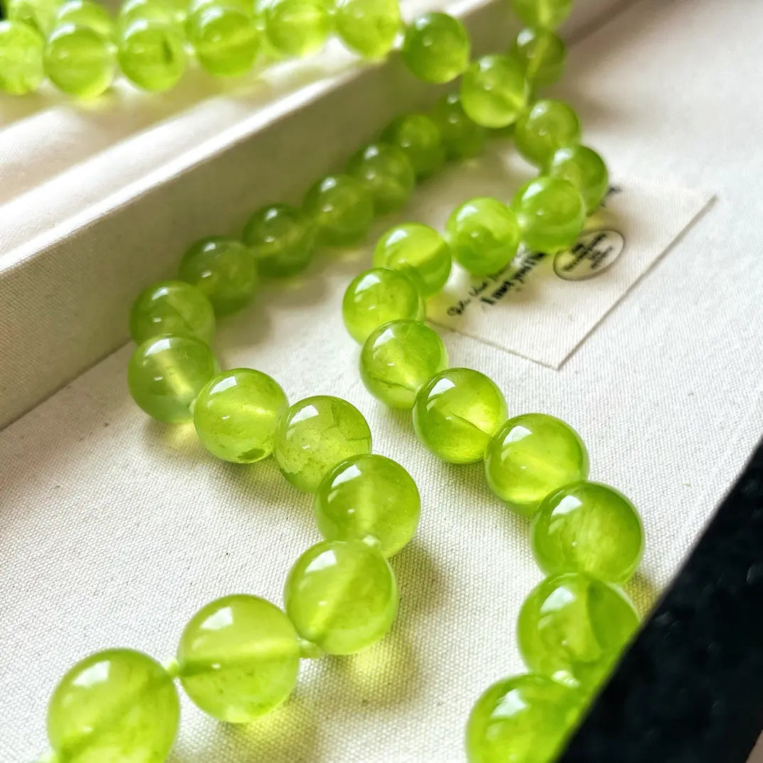 Versatile Quartzite Jade Long Sweater Necklace for Women